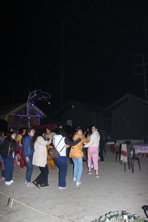 Stayhigh Camps & Cottages กาซอล ภายนอก รูปภาพ